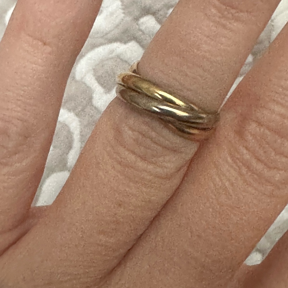 Cartier Trinity Ring- classic design yellow gold rose gold white gold
